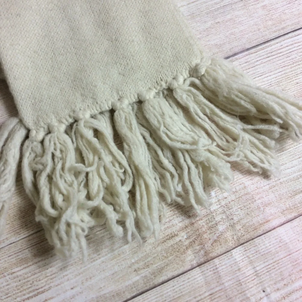 70s/80s Etienne Aigner knit cream scarf. Vintage